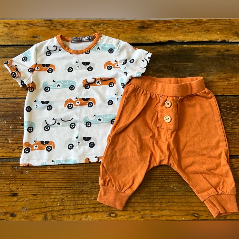Boutique Millie & Maxx Race Car Outfit. Size 3 months